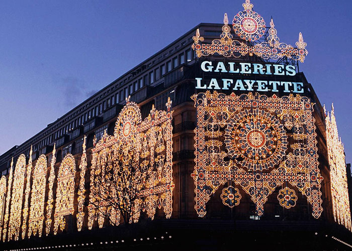 Parigi-Illuminazione-Galeries-La-Fayette-7